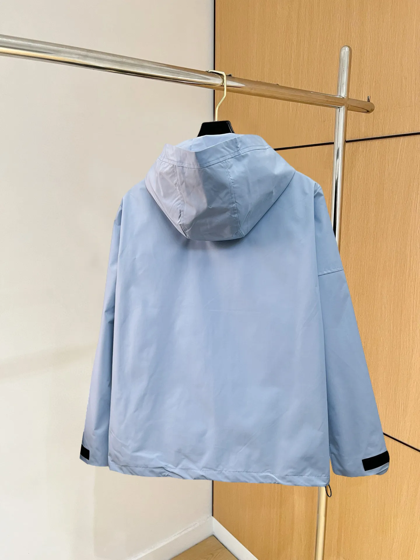 Same Style， ， 2026 New Arrival ， Original Premium Breathable ， ， ， Quality。 ， Sizes：M～3XL
